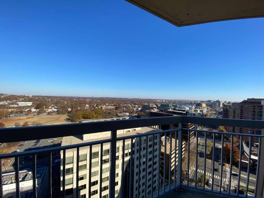 Gorgeous 2 Bedroom Bedroom Condo At Ballston Place With Gym 2011 Άρλινγκτον Εξωτερικό φωτογραφία